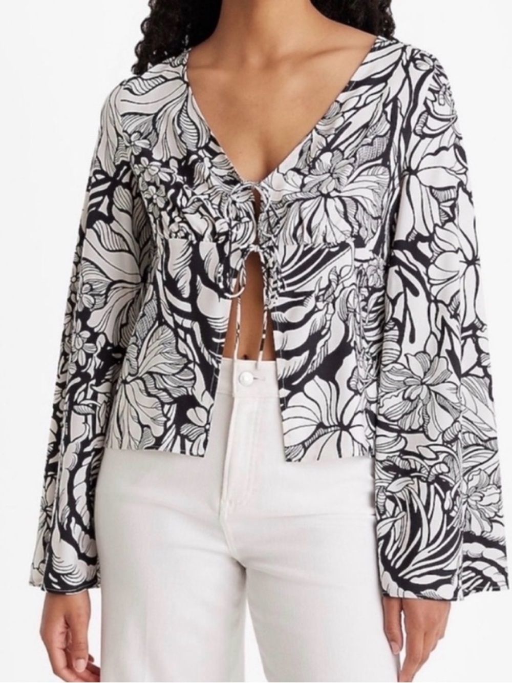 Express Black & White Floral Tie-Front V-Neck Blouse